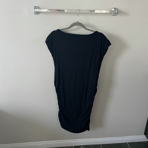 Gap Maternity Dress - Picture 2 of 2